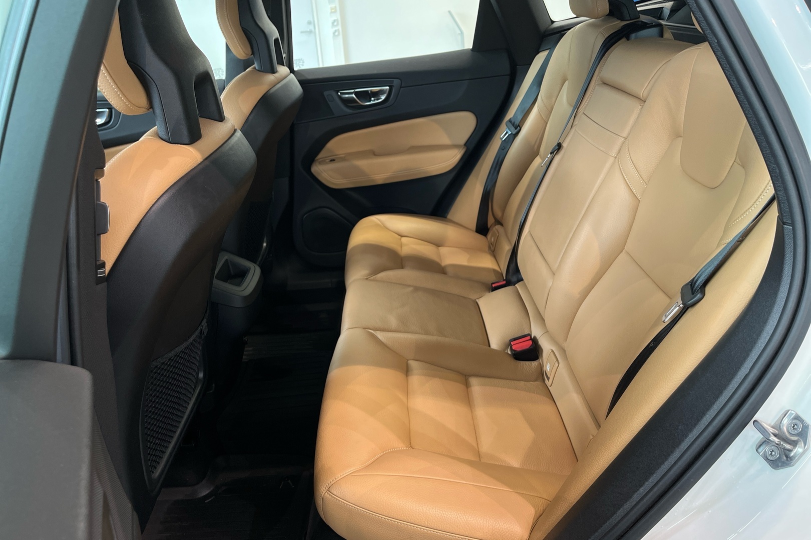 VOLVO XC60 2018