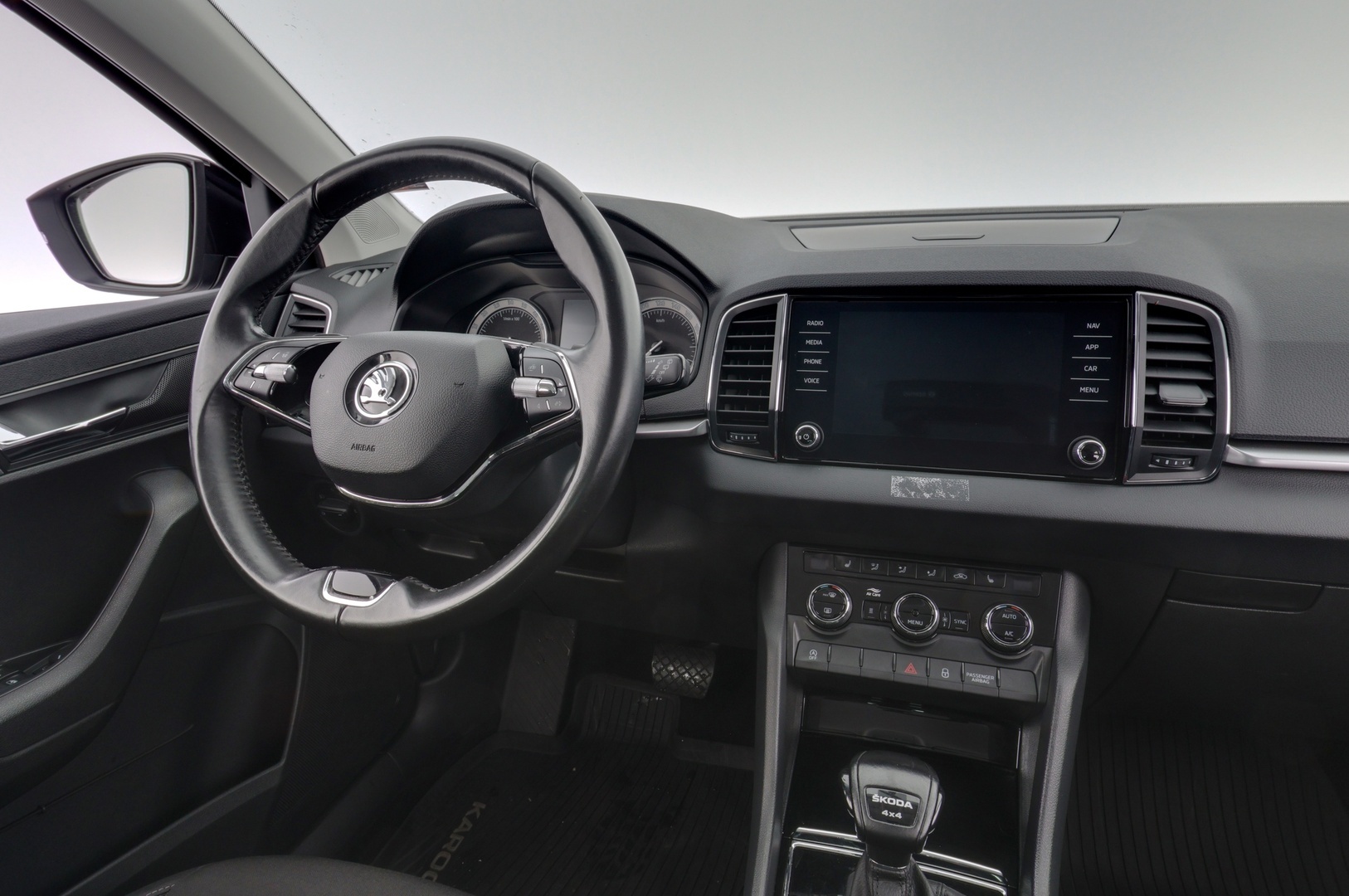 SKODA Karoq 2022