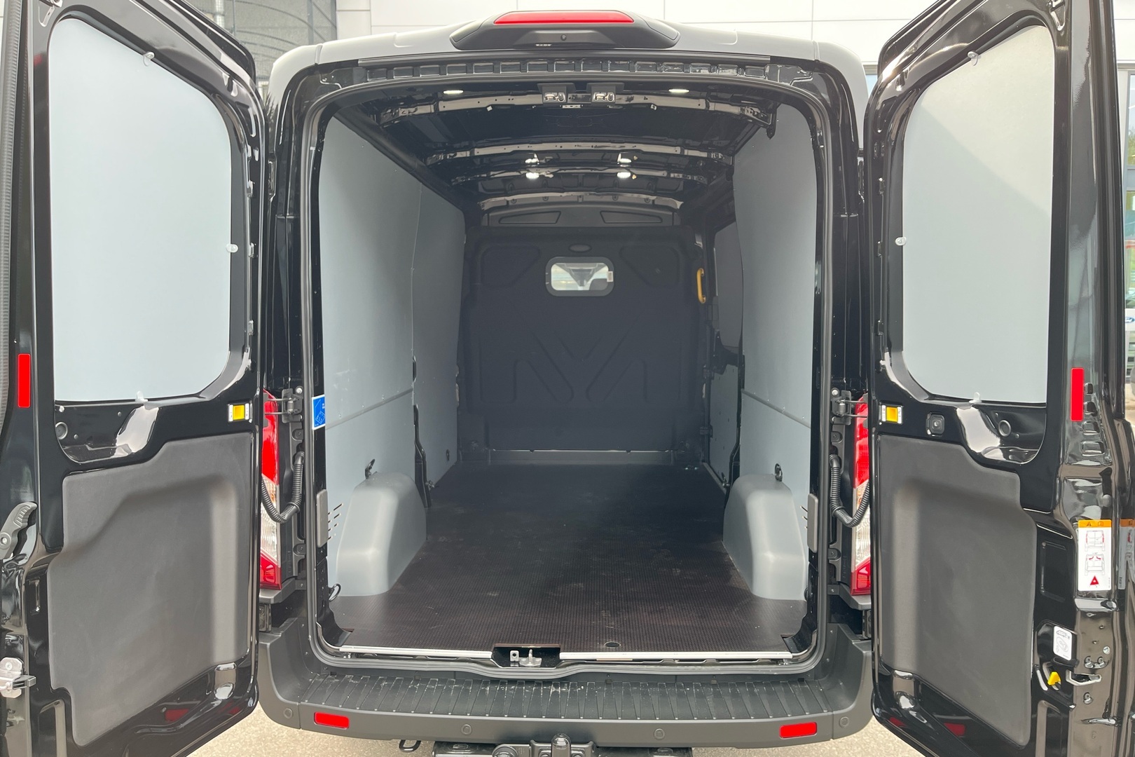 FORD TRANSIT 2026