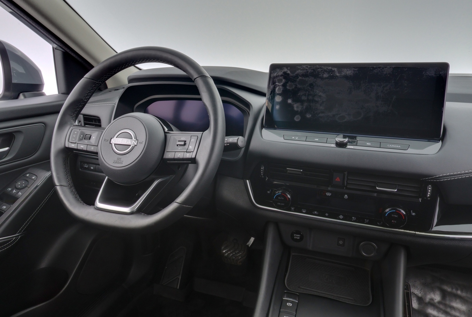 NISSAN Qashqai 11
