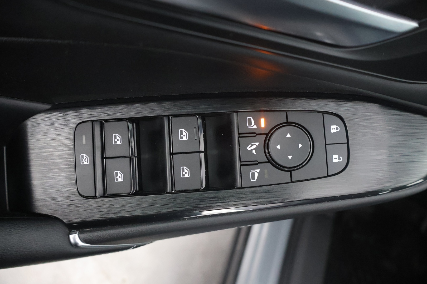 NISSAN Qashqai 24