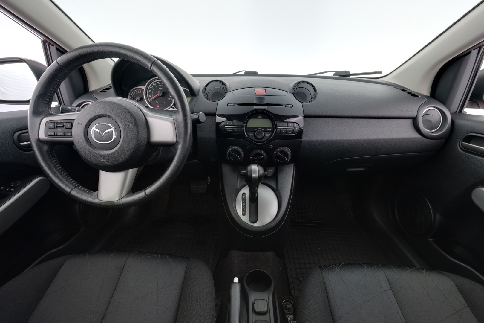 MAZDA 2 2012