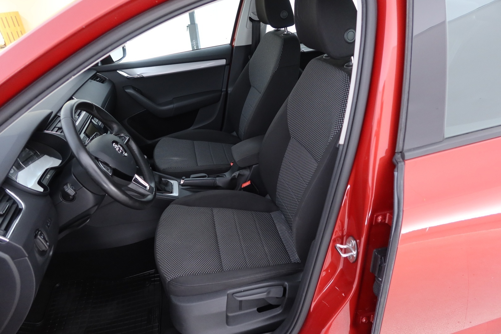 SKODA Octavia 2016