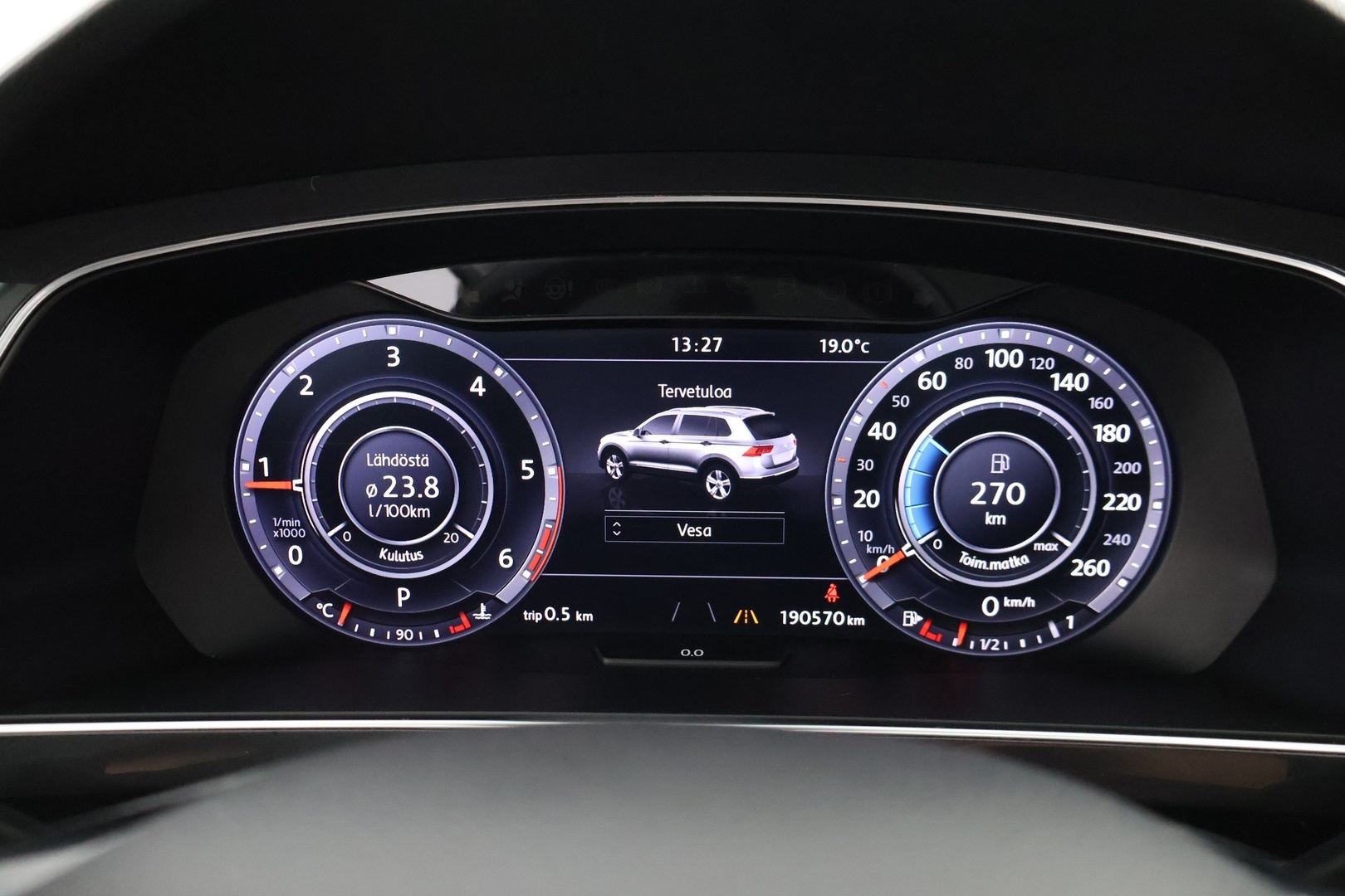 VOLKSWAGEN Tiguan 2016