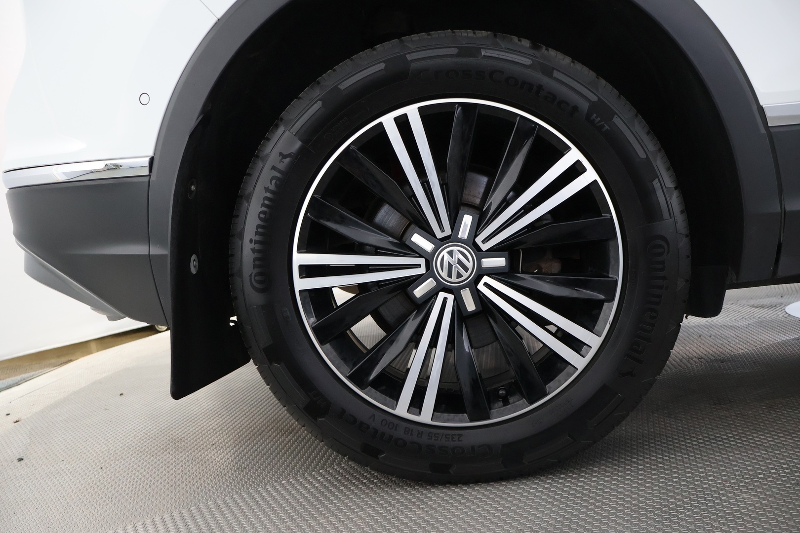 VOLKSWAGEN Tiguan 2016