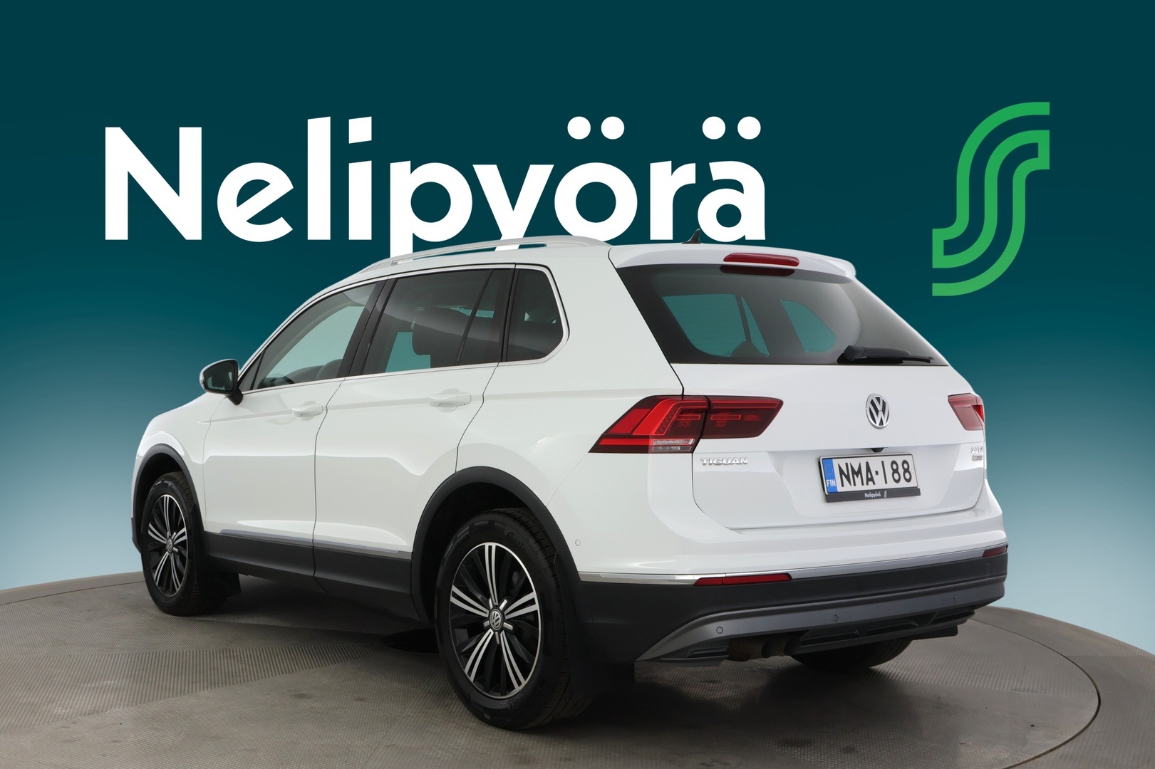 VOLKSWAGEN Tiguan 2016