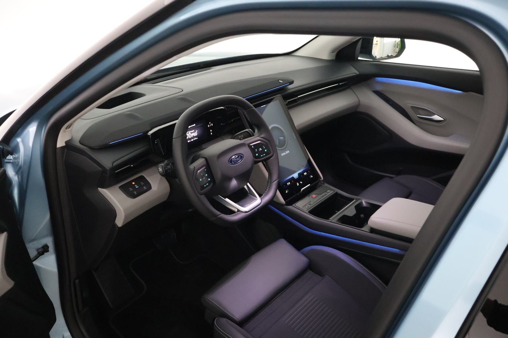 FORD Explorer 2026