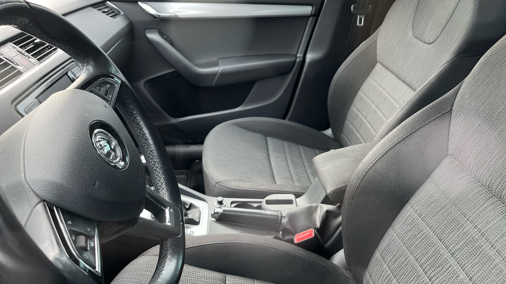 SKODA Octavia 2015