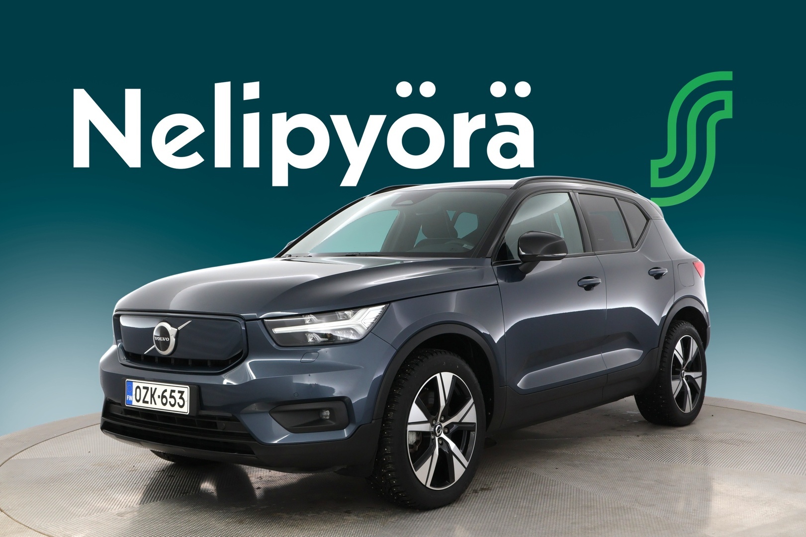 VOLVO XC40 2022