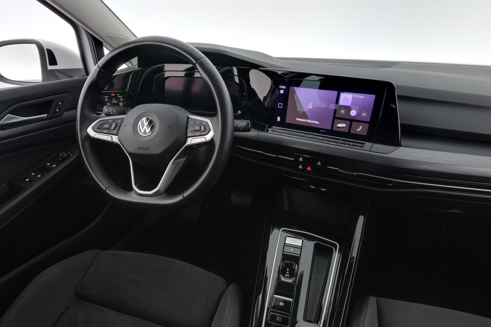VOLKSWAGEN Golf 11