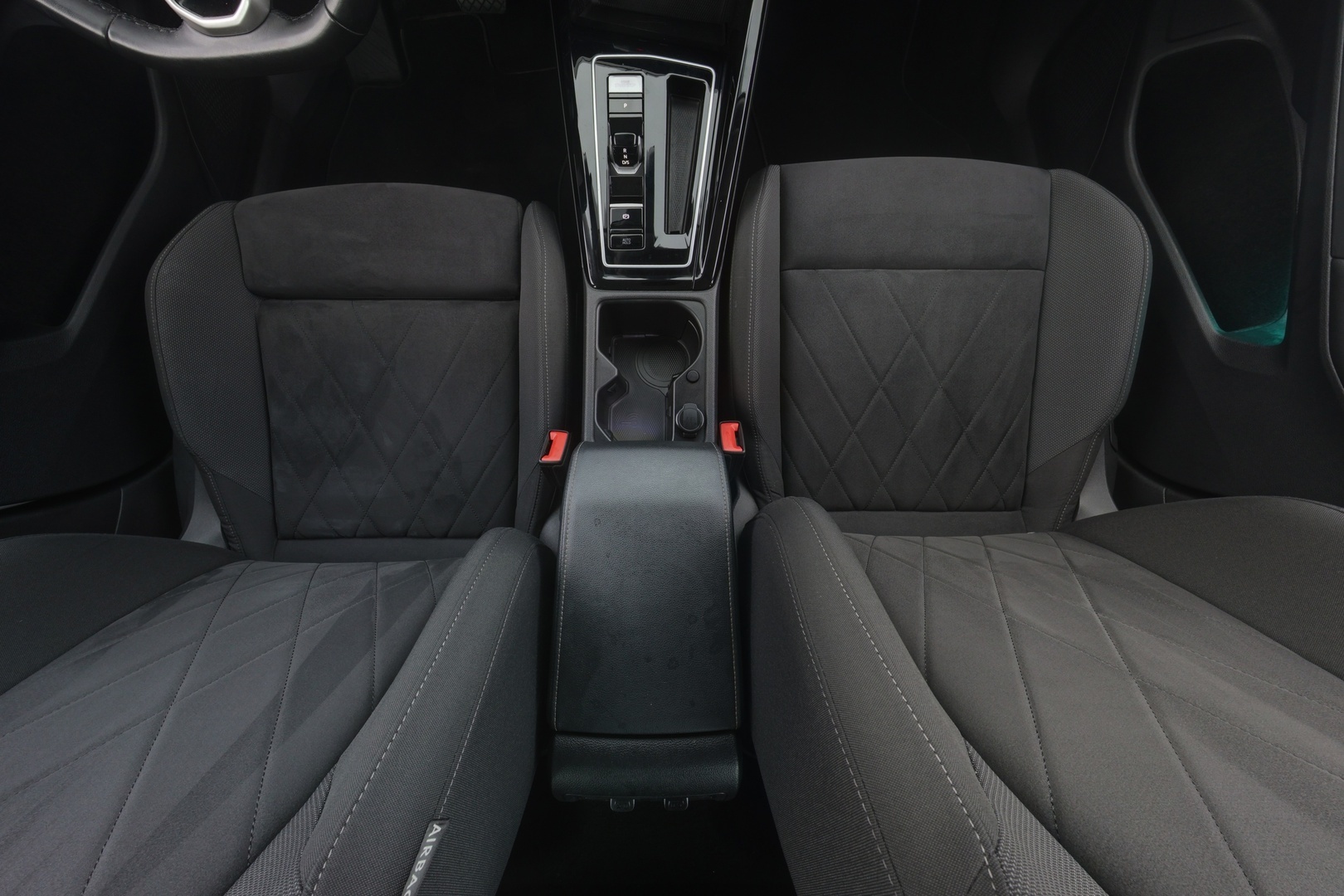 VOLKSWAGEN Golf 12