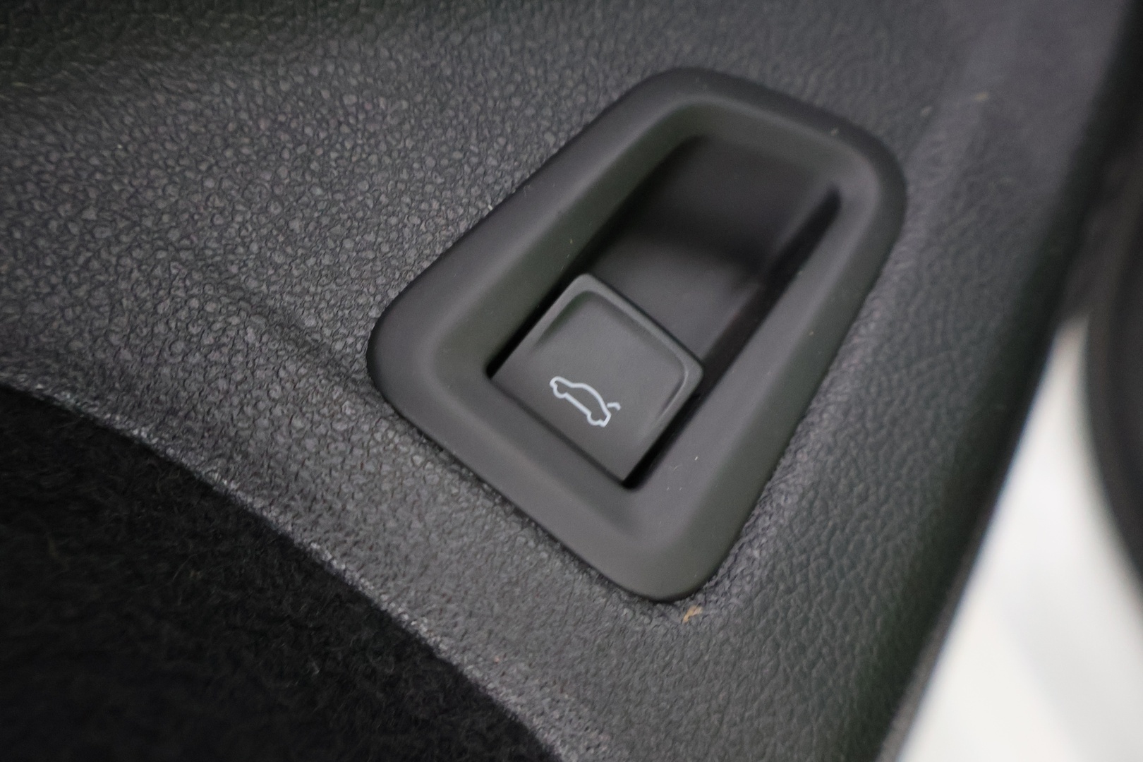 VOLKSWAGEN Golf 31