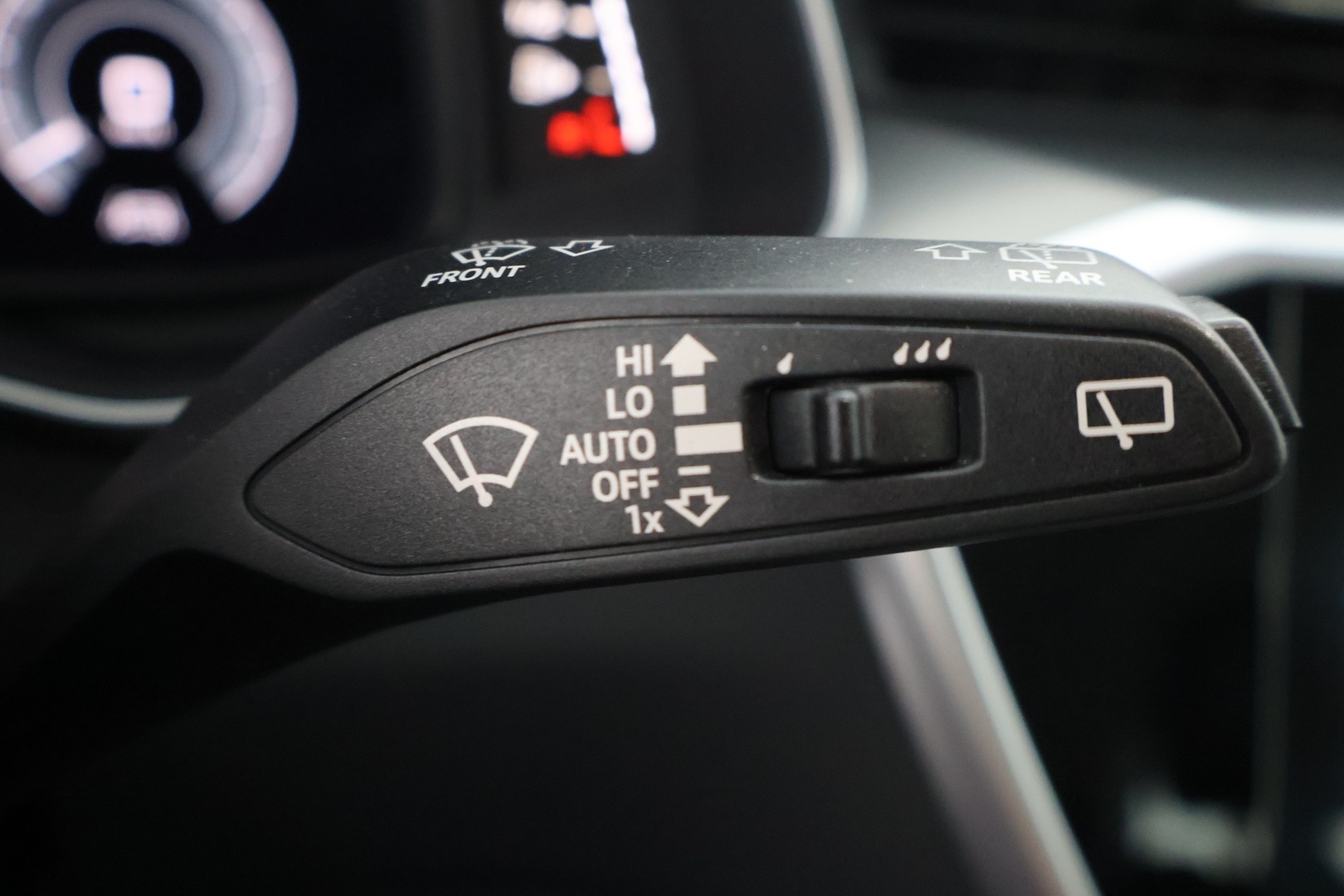 AUDI A6 2023