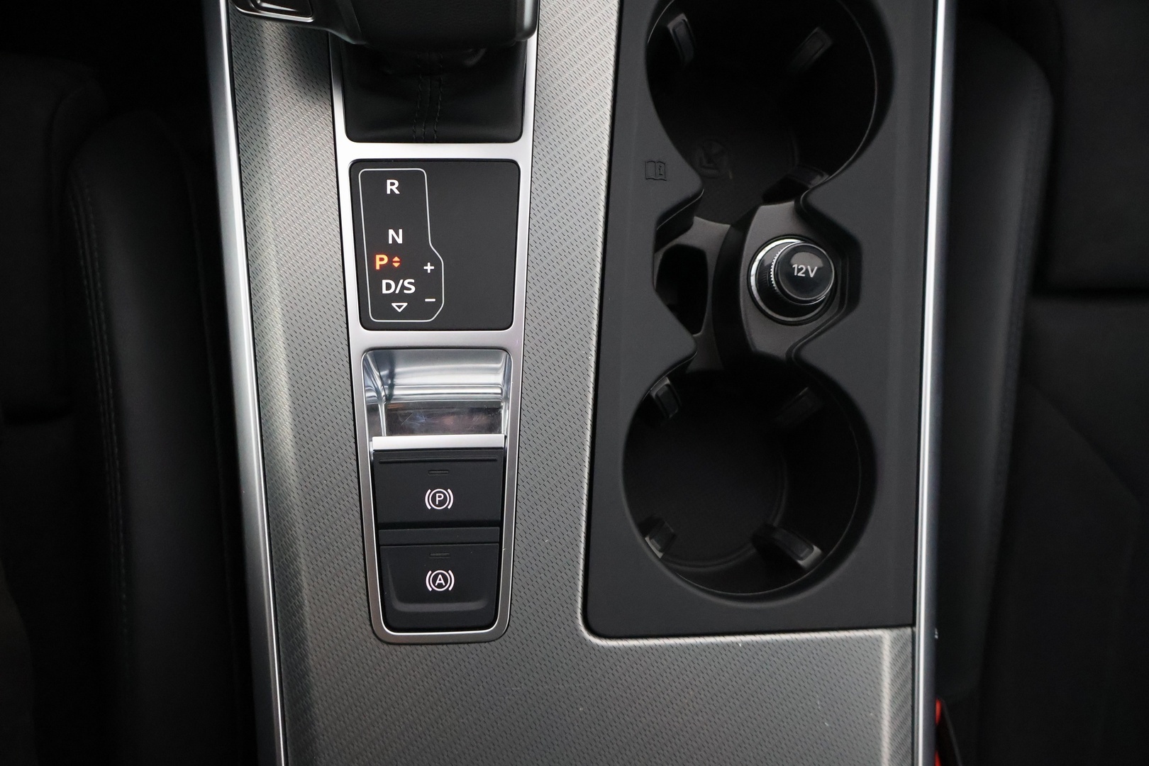 AUDI A6 2023