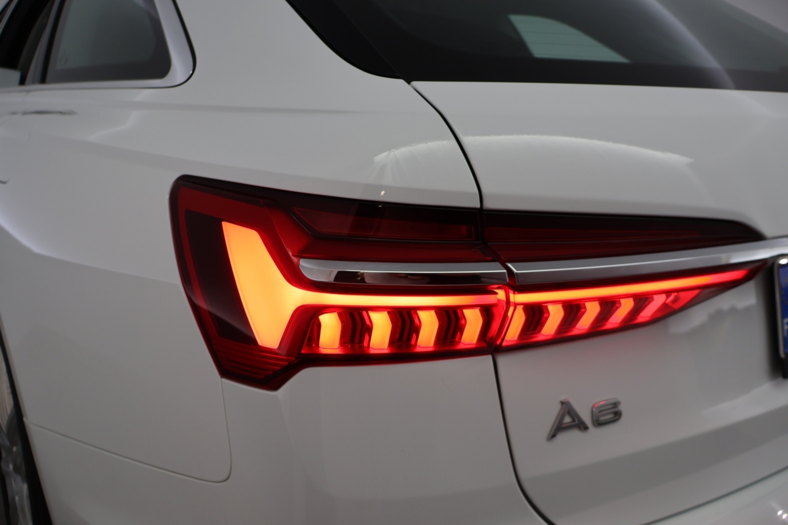 AUDI A6 2023