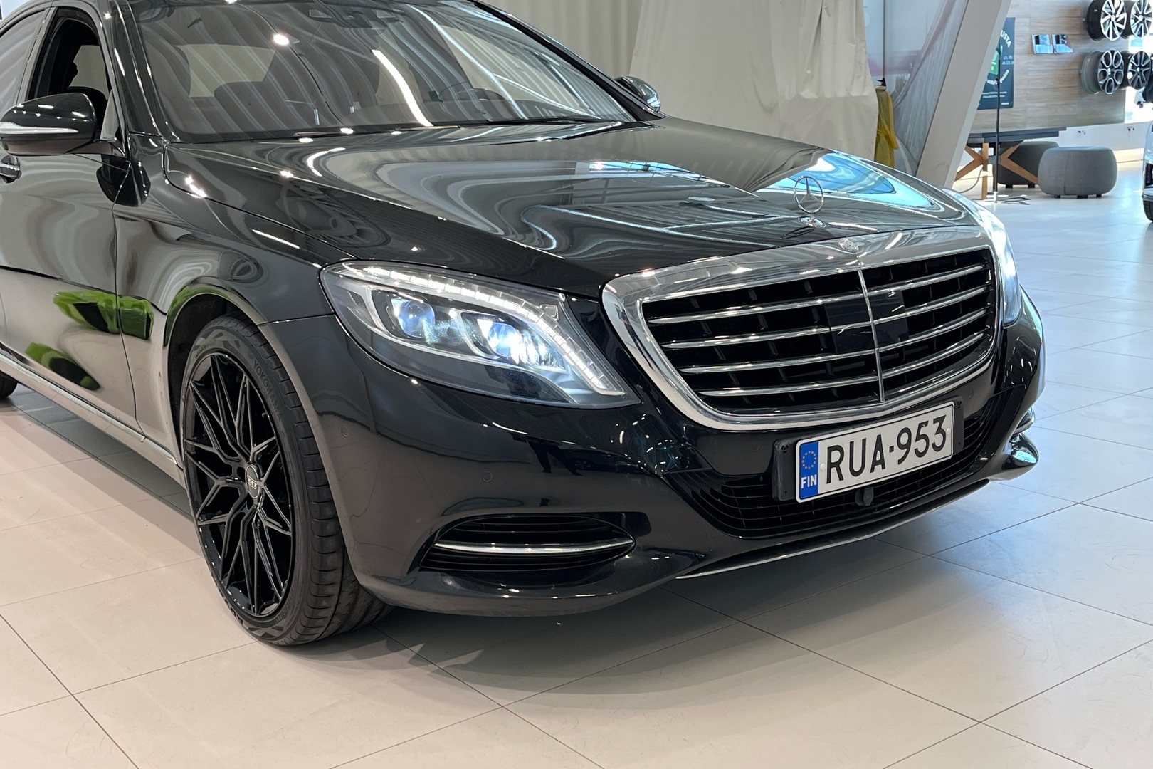 MERCEDES-BENZ S 2015