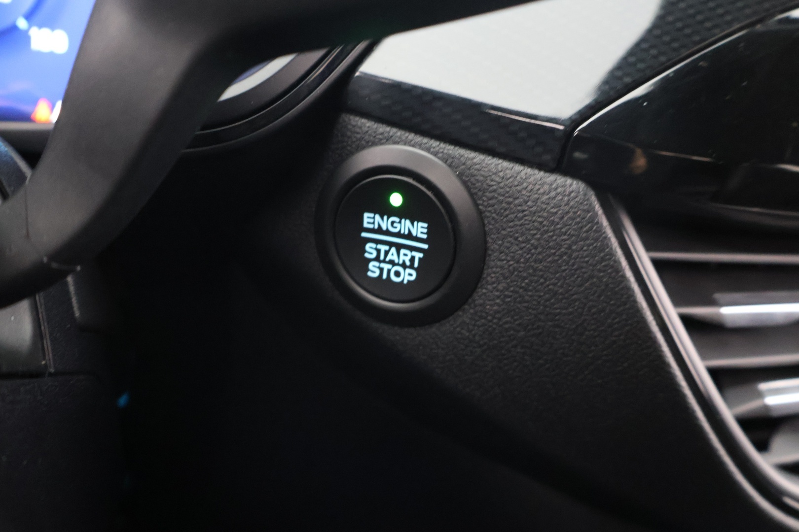 FORD Kuga 2023