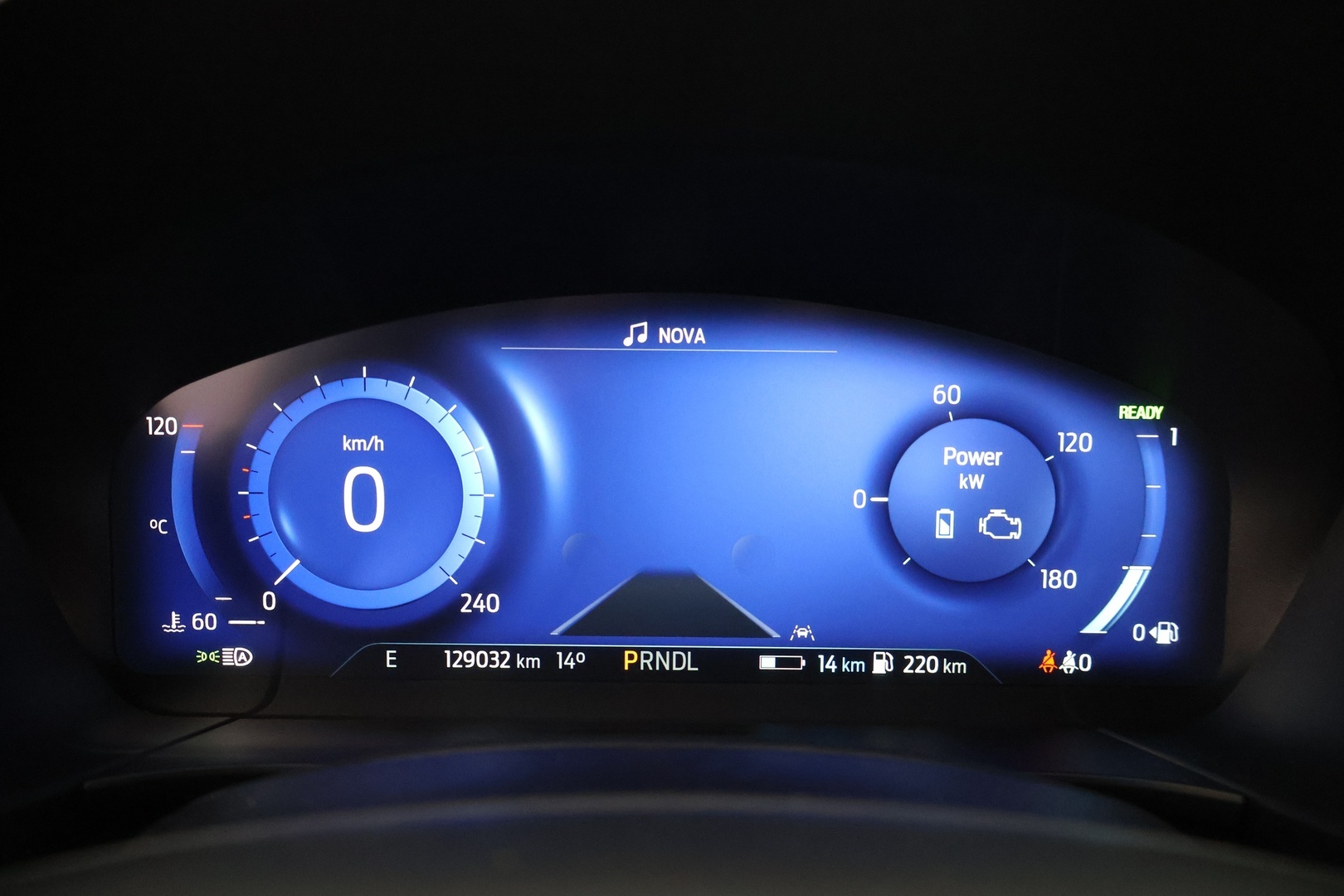 FORD Kuga 2023
