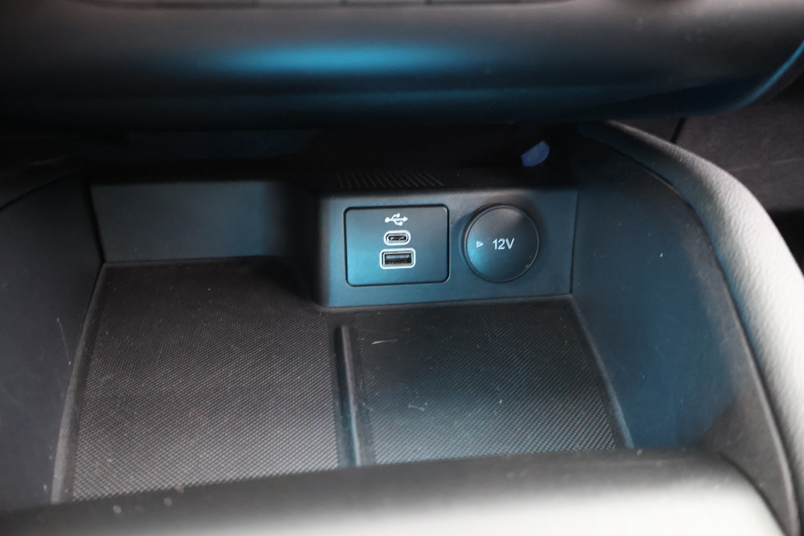 FORD Kuga 2023