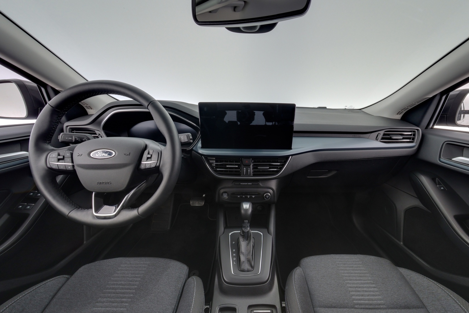 FORD FOCUS 10