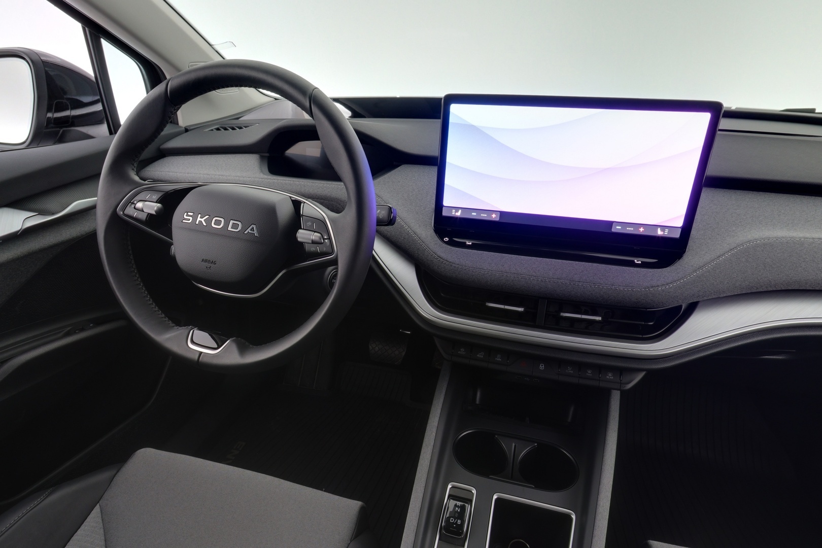 SKODA Enyaq 2025