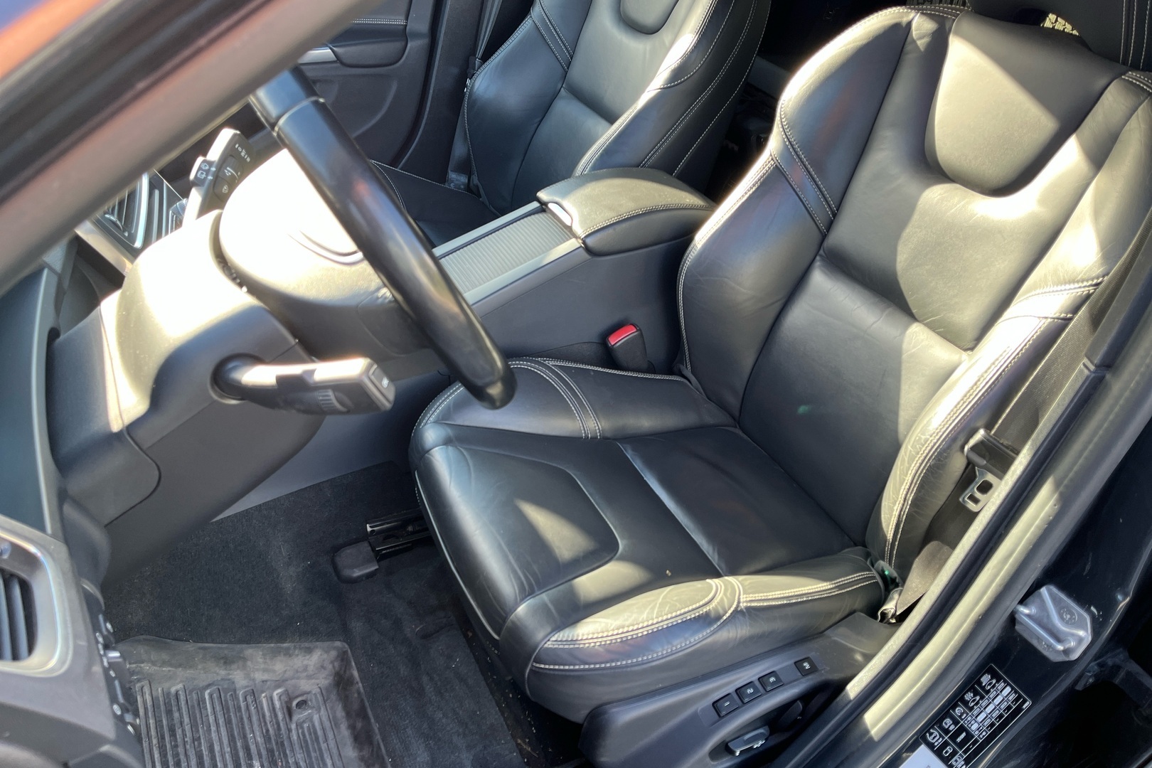 VOLVO V60 2014