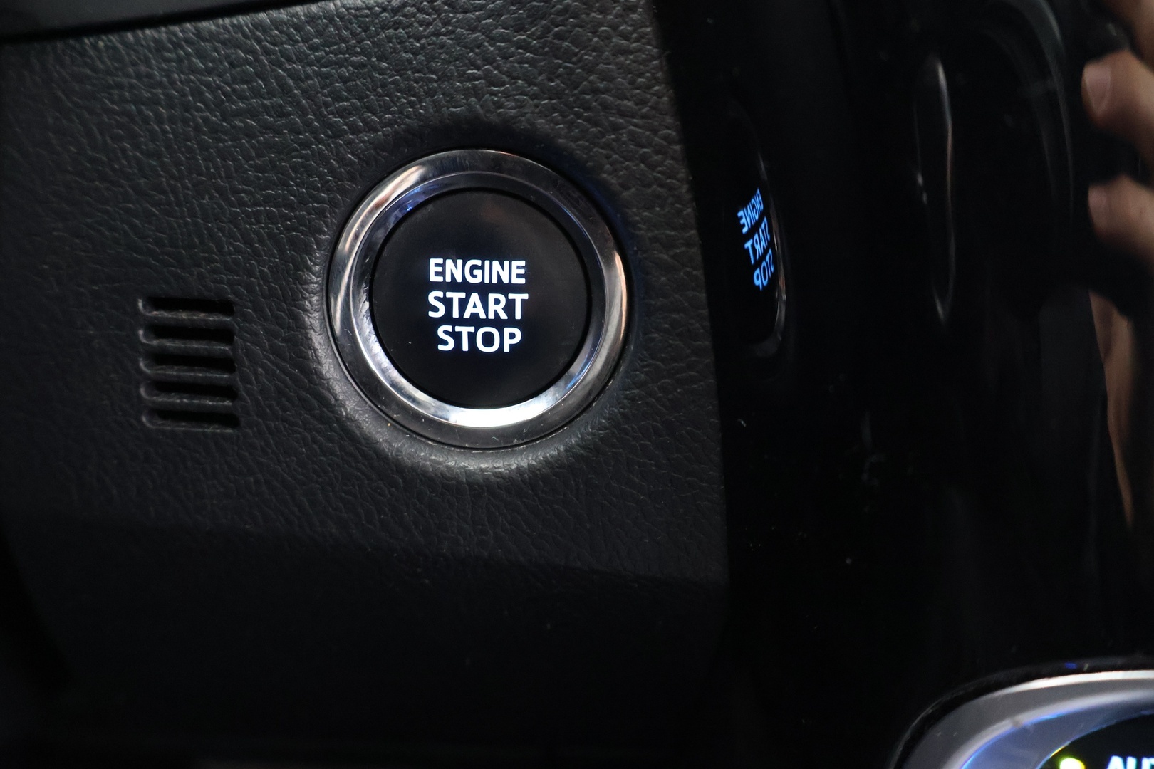 TOYOTA Auris 2017
