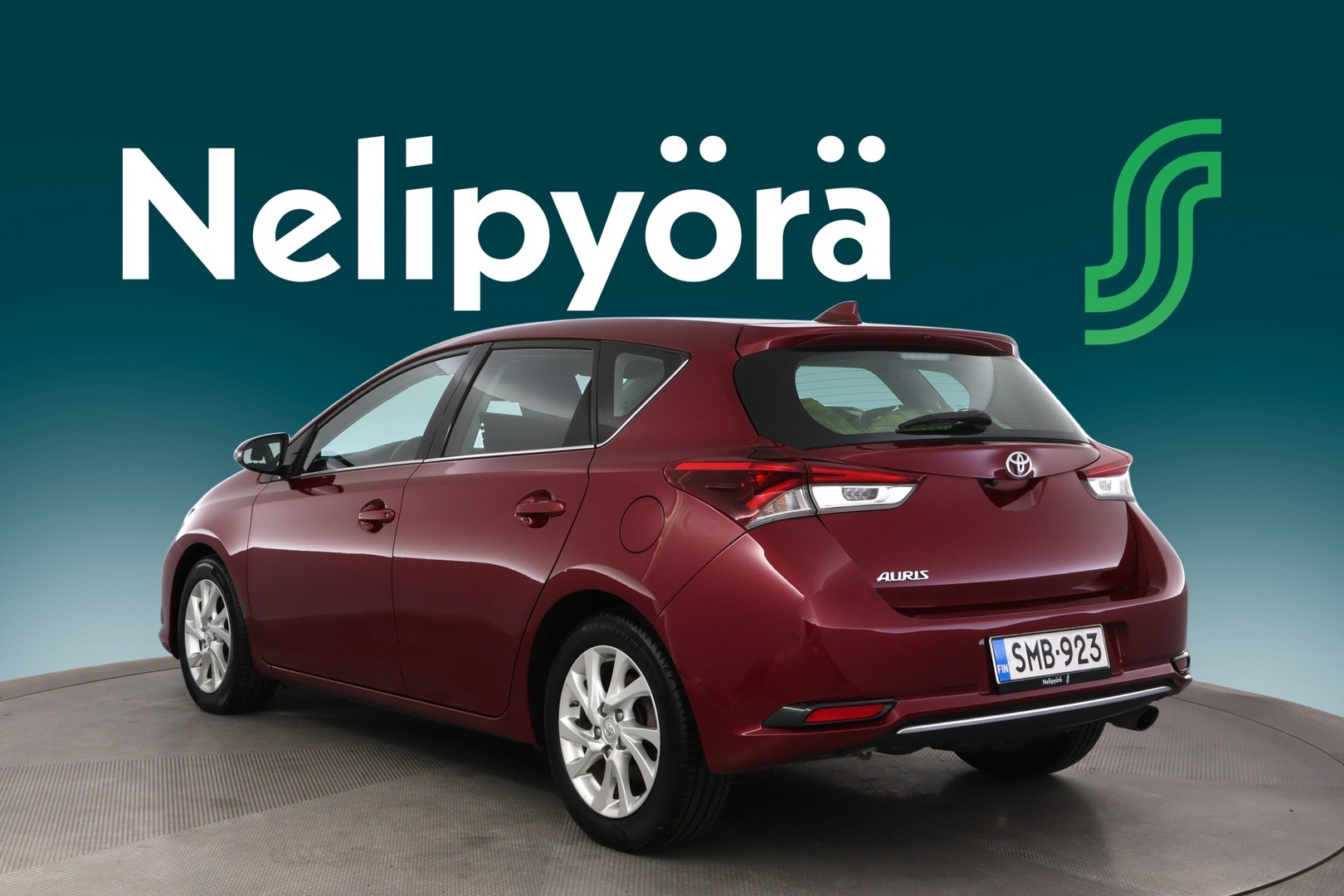 TOYOTA Auris 2017