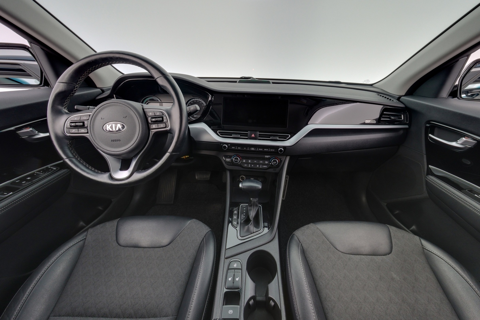 KIA Niro plug-in 10