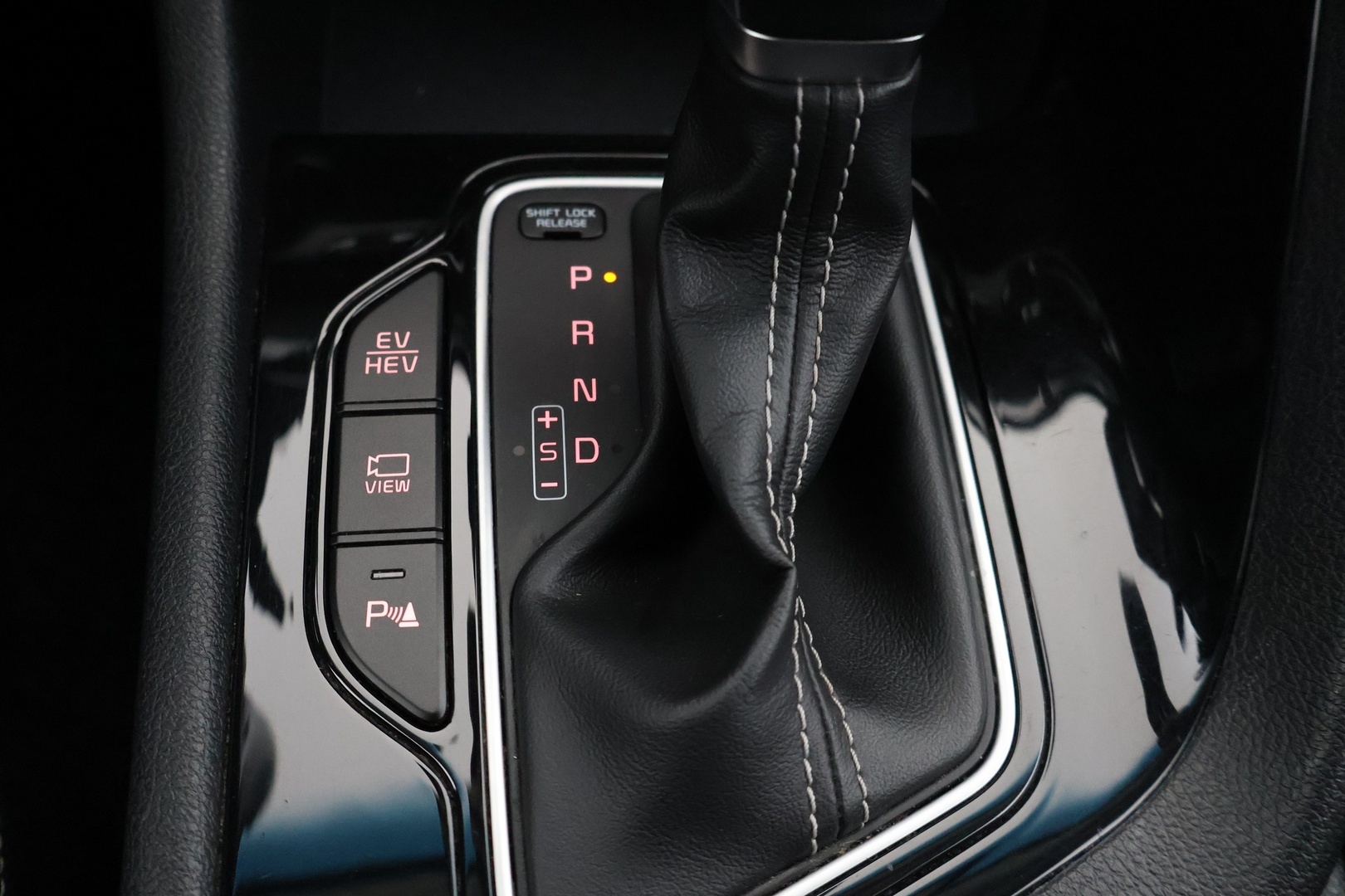 KIA Niro plug-in 34