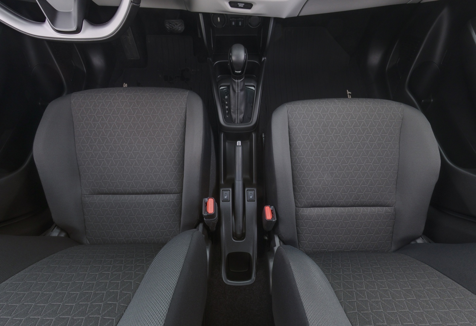 SUZUKI Swift 2025