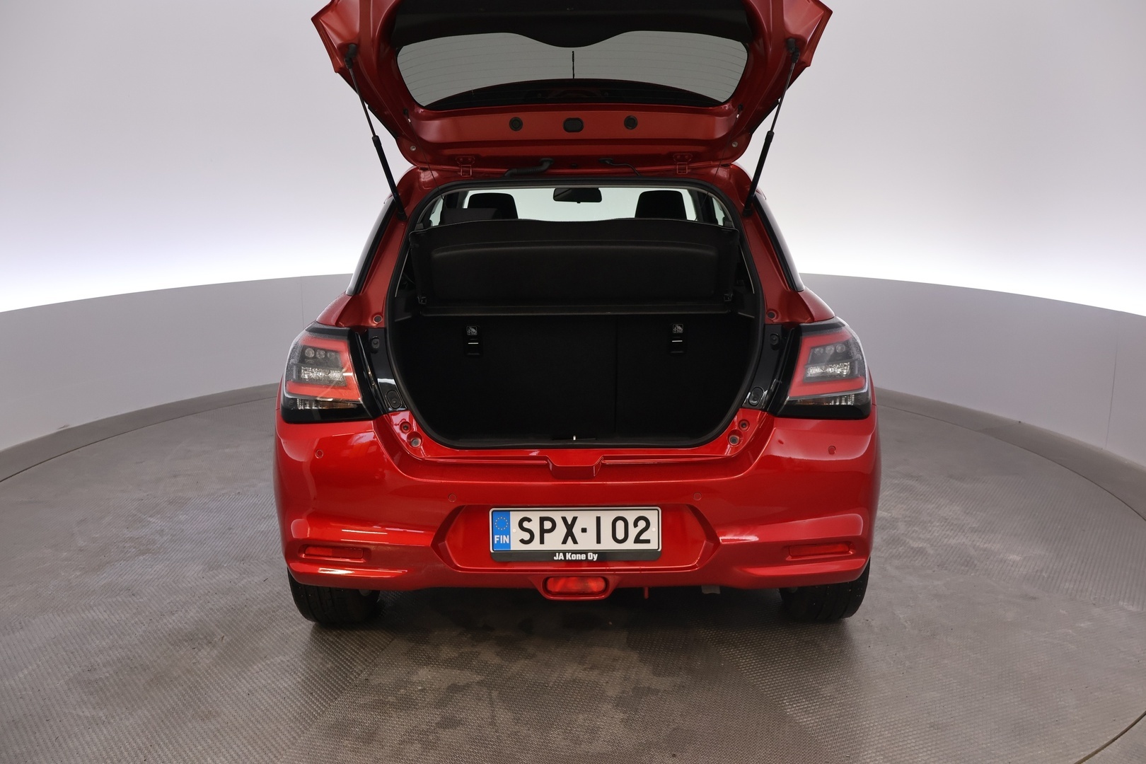 SUZUKI Swift 2025