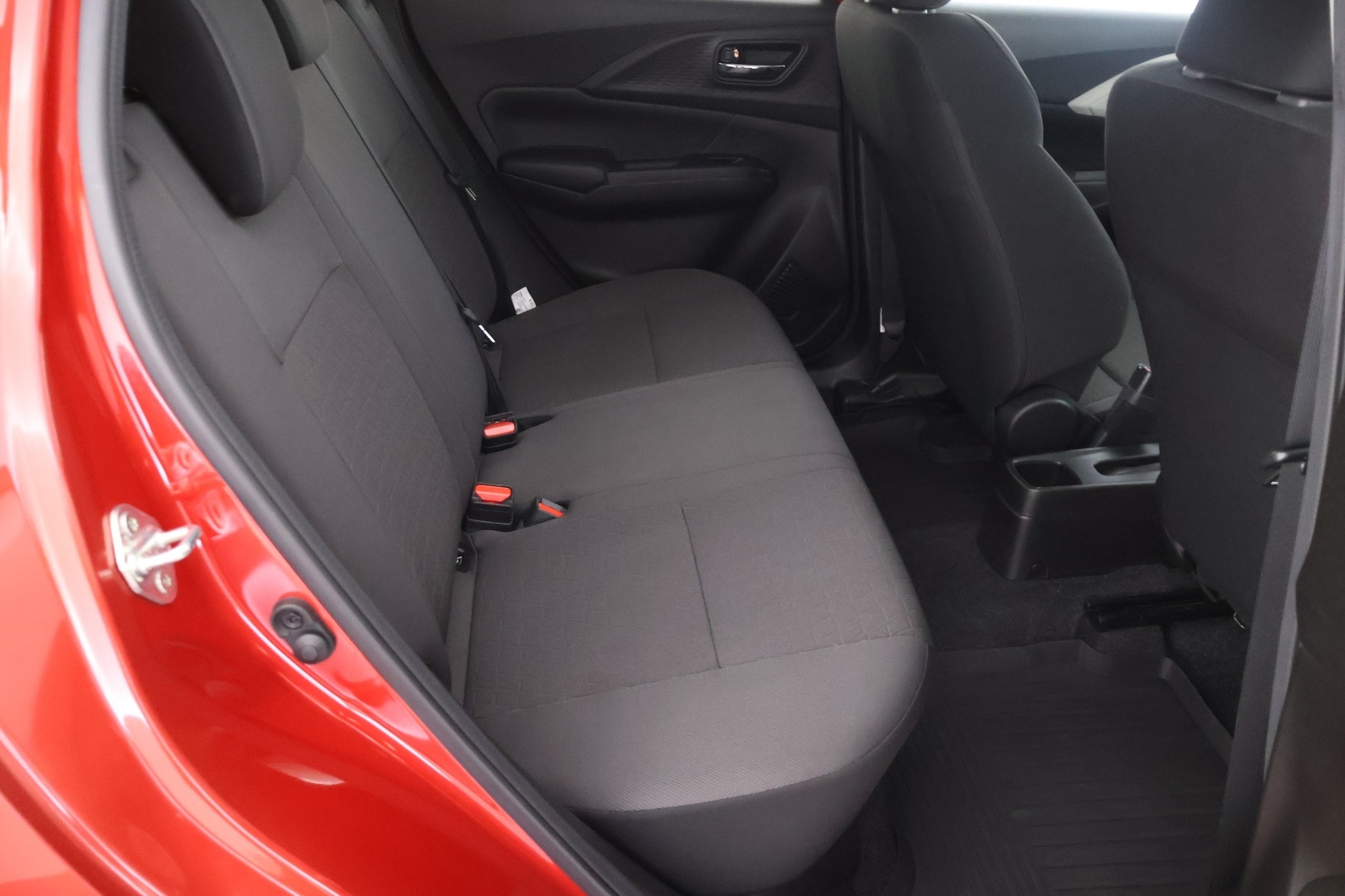 SUZUKI Swift 2025