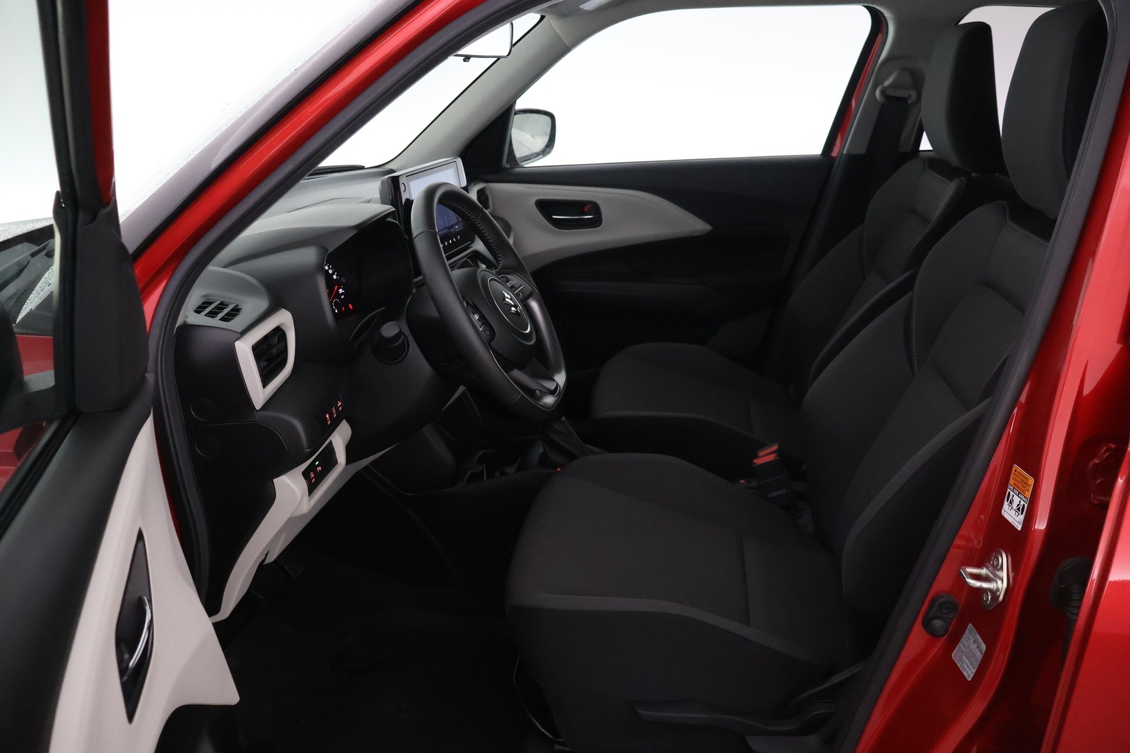 SUZUKI Swift 2025