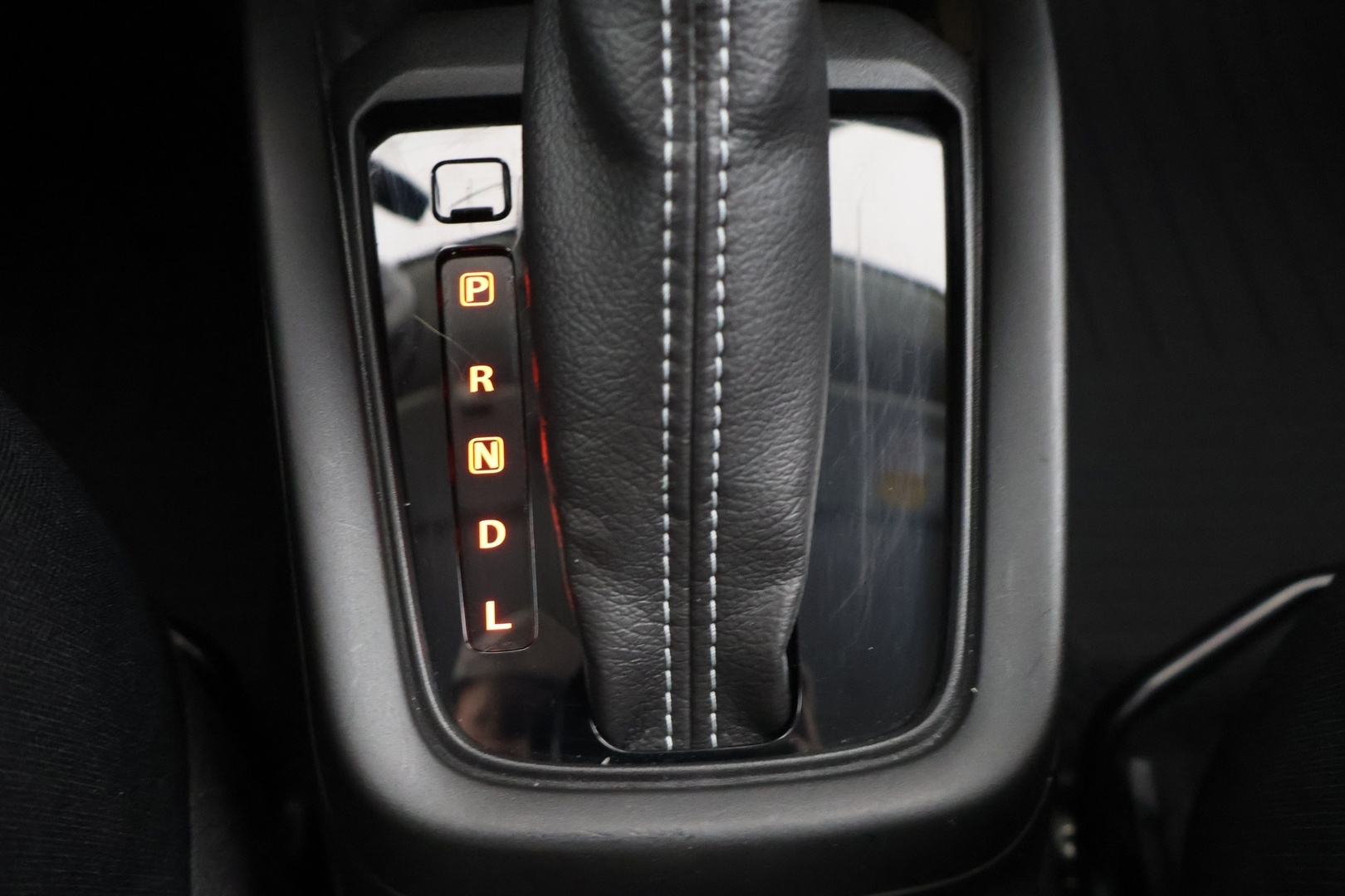 SUZUKI Swift 2025