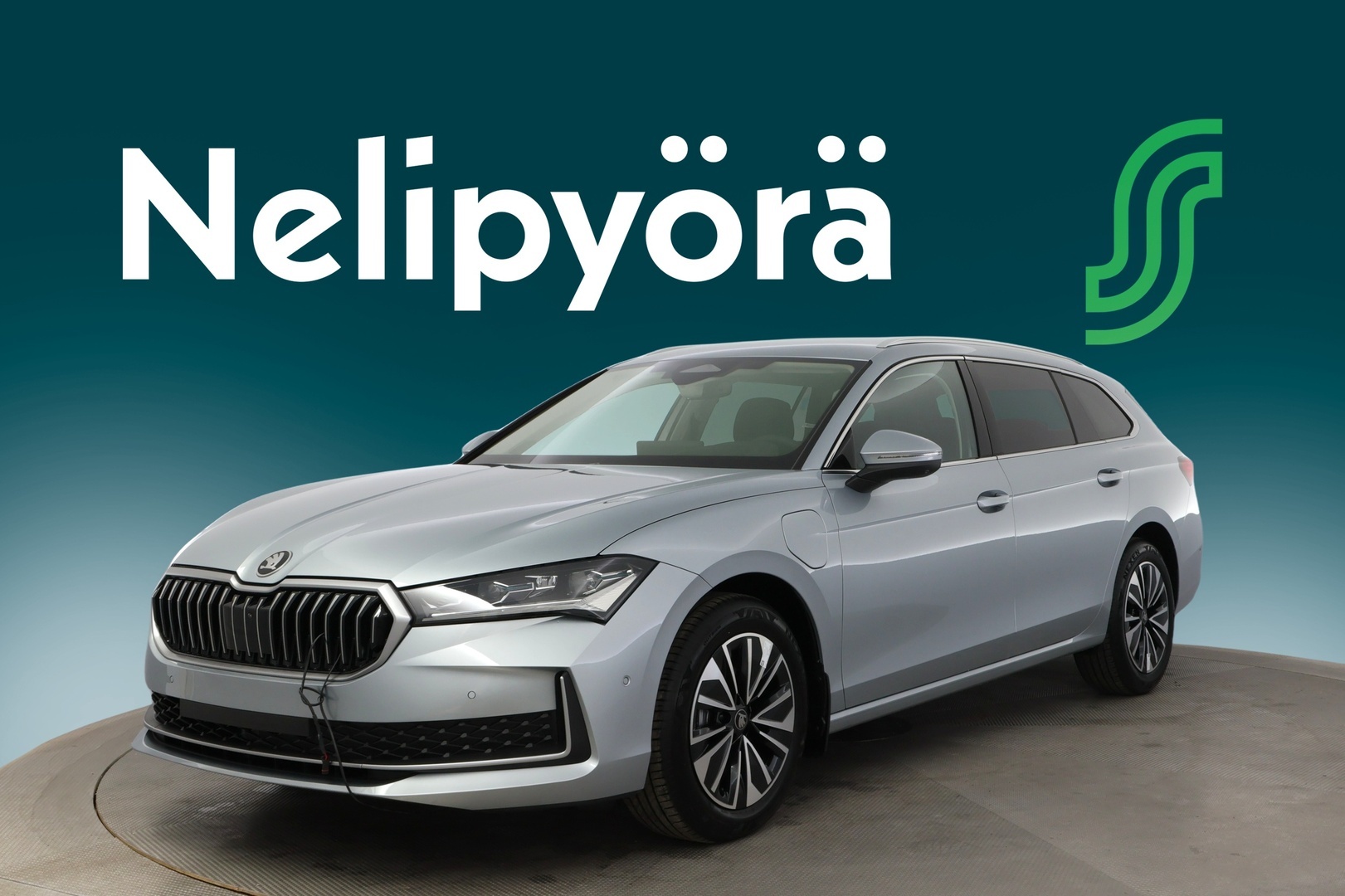 SKODA SUPERB 1