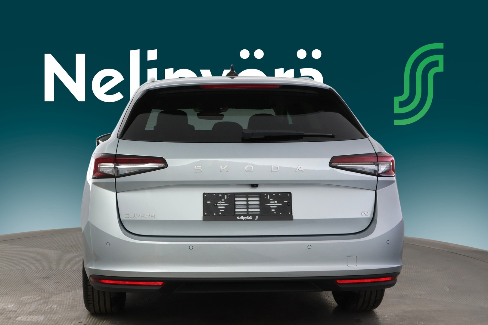 SKODA SUPERB 6