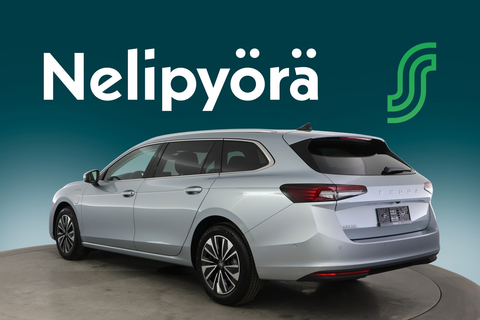 SKODA SUPERB 7