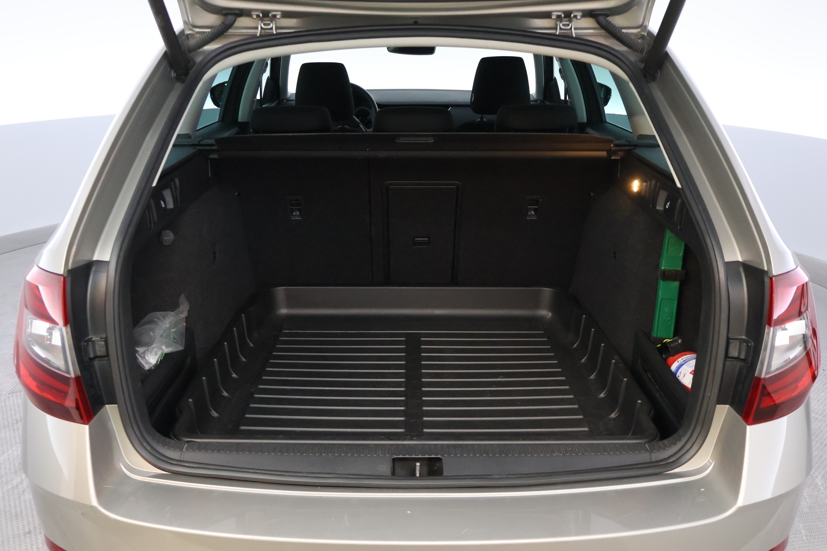 SKODA Octavia 14