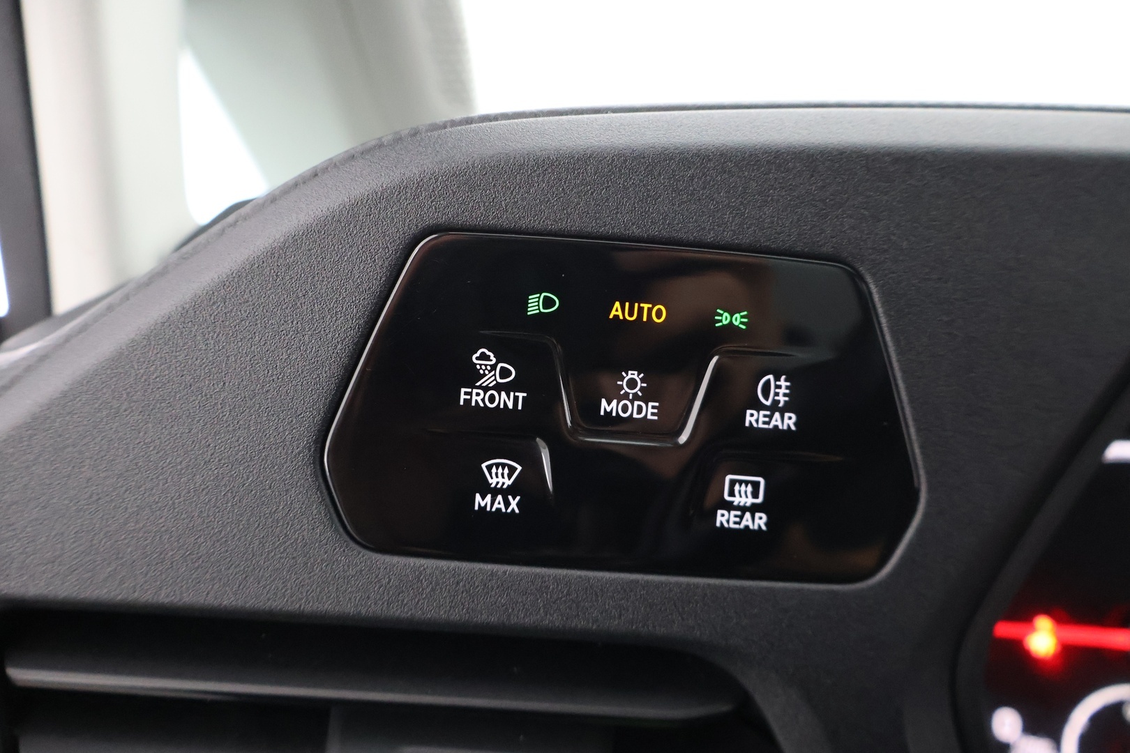 VOLKSWAGEN Caddy Maxi 16