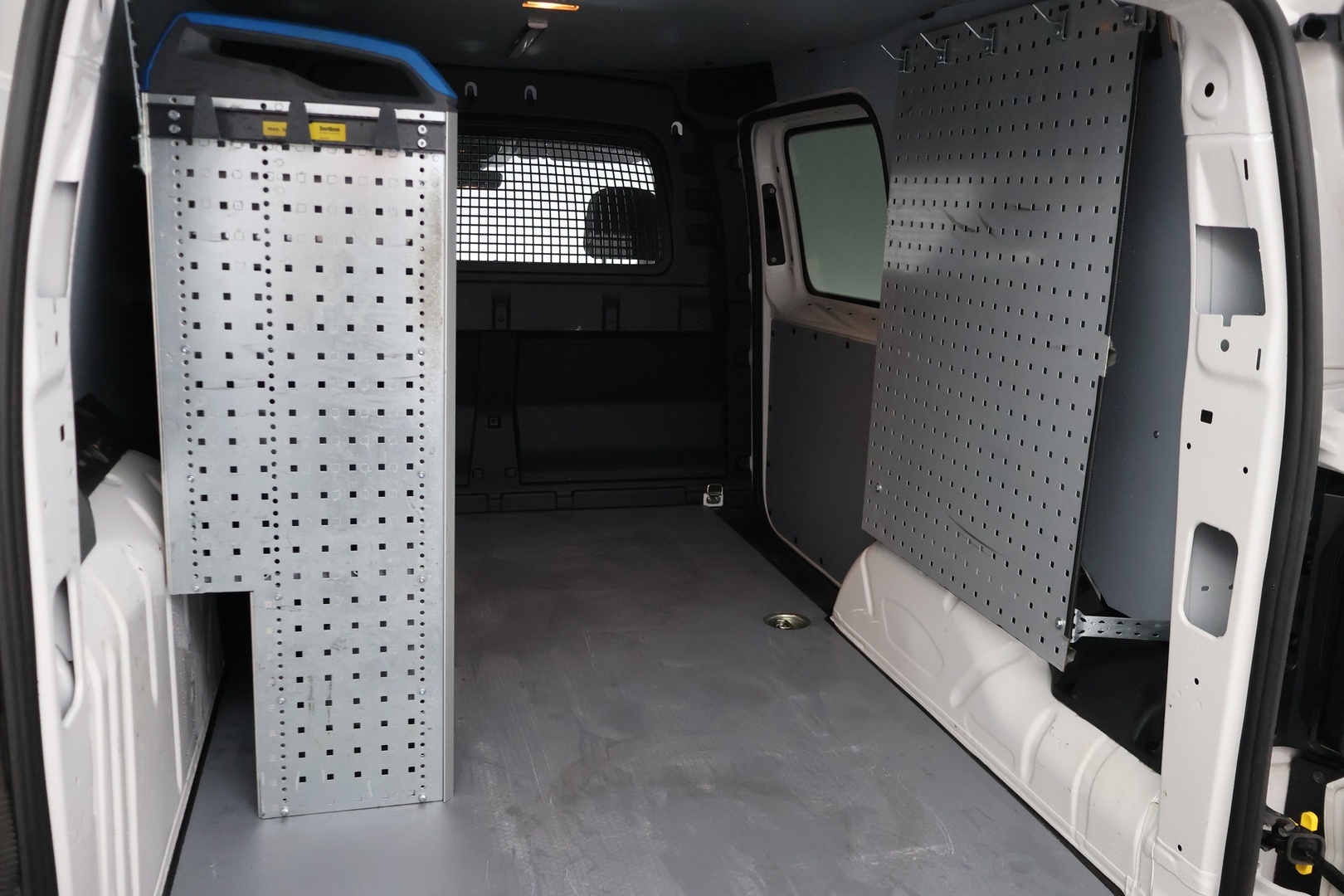 VOLKSWAGEN Caddy Maxi 31
