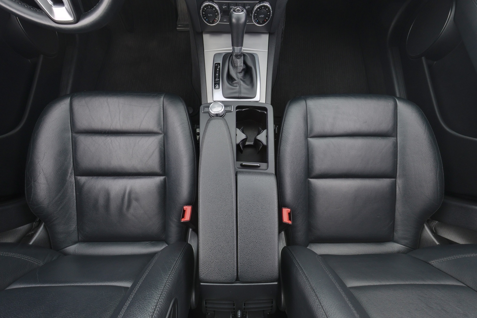 MERCEDES-BENZ C 2014
