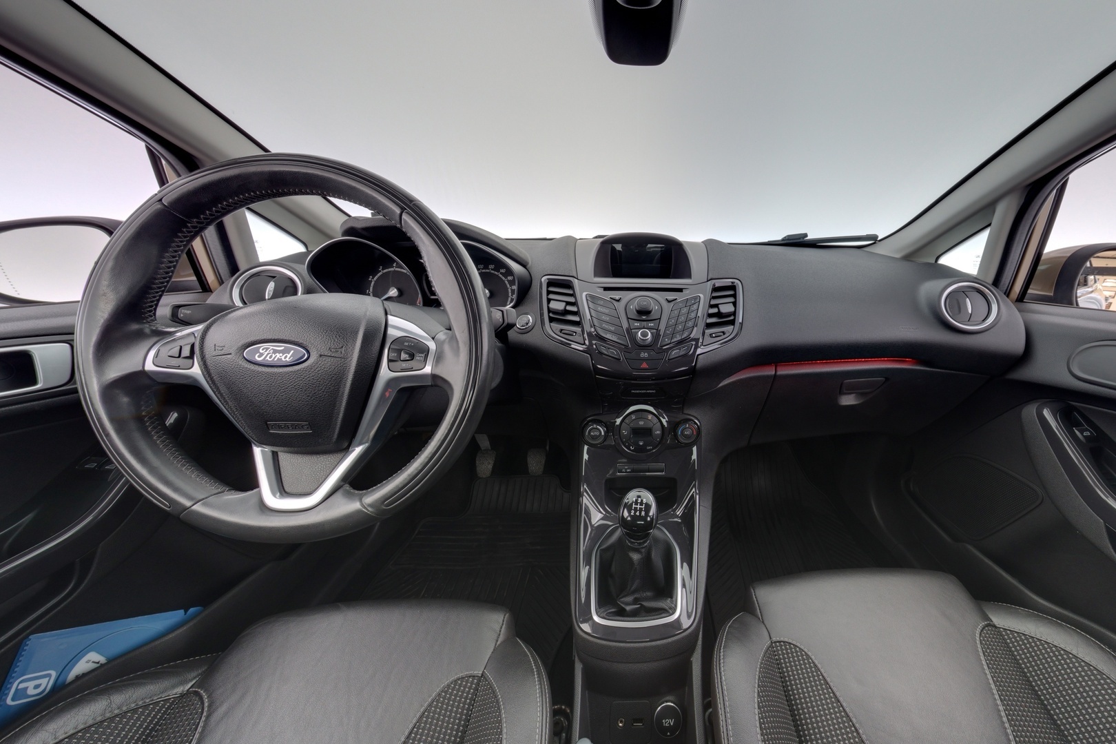 FORD Fiesta 2013