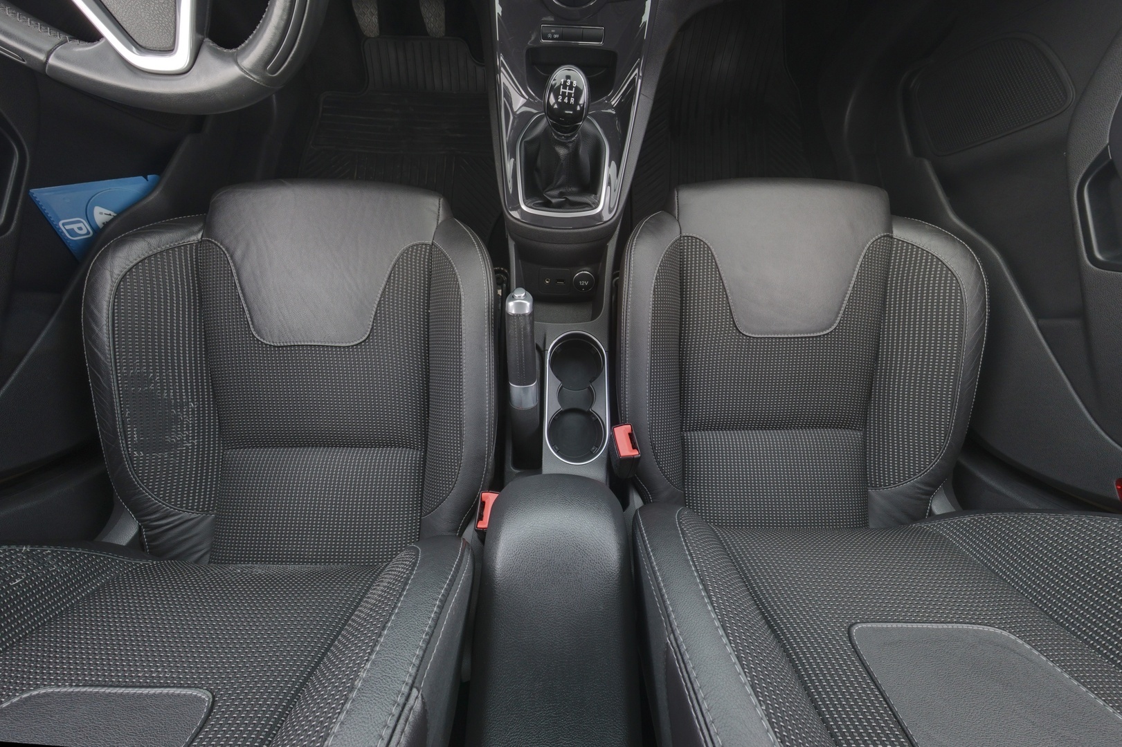 FORD Fiesta 2013