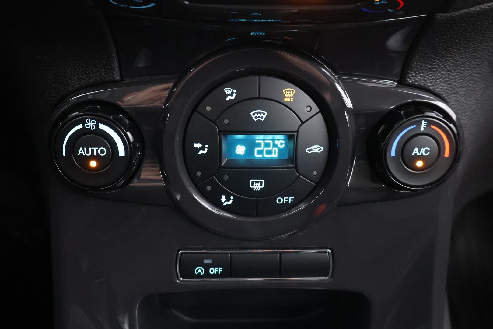 FORD Fiesta 2013