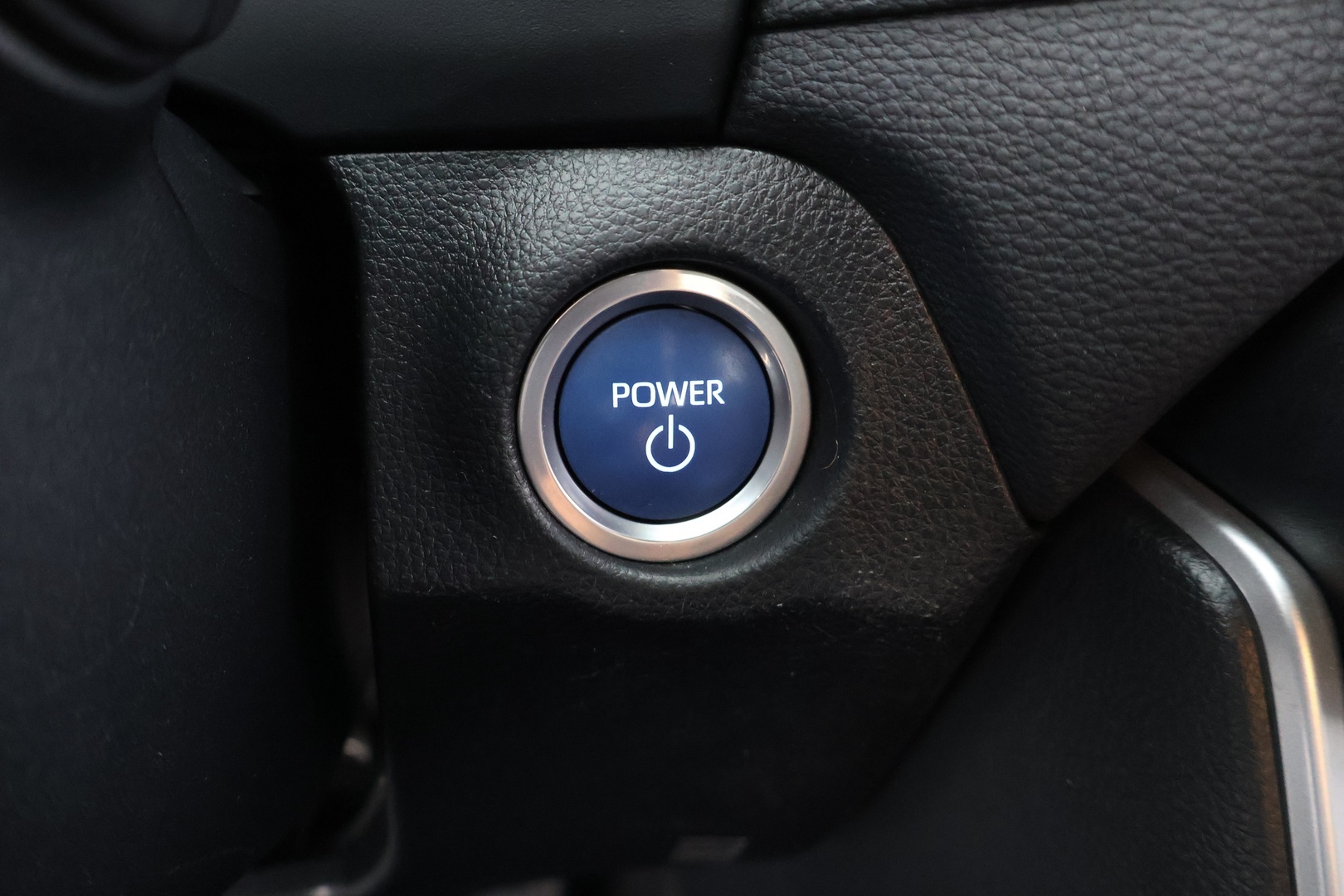 TOYOTA RAV4 Plug-in 2020