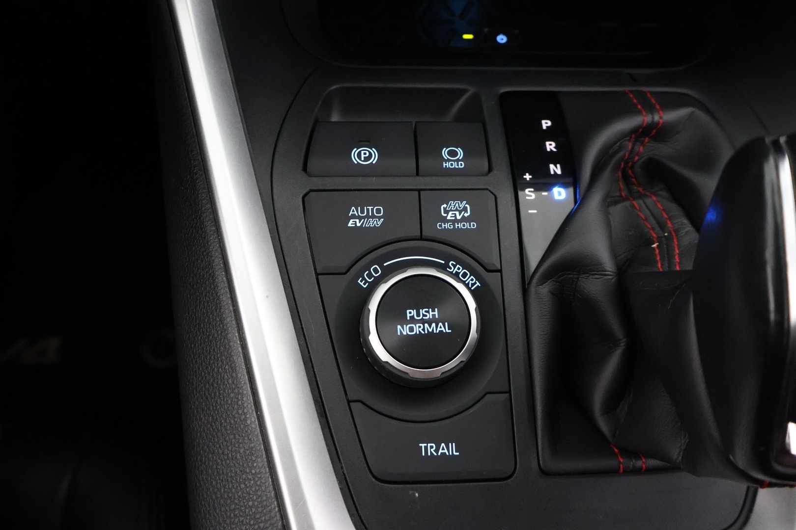 TOYOTA RAV4 Plug-in 2020