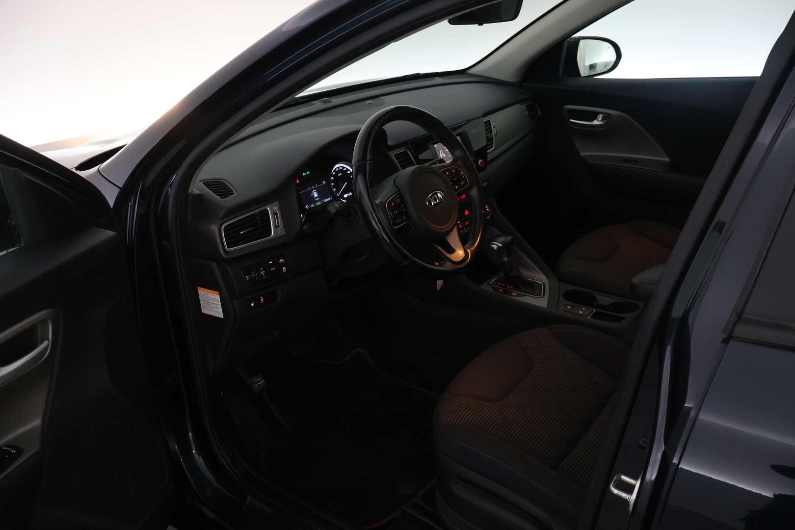 KIA Niro plug-in 23