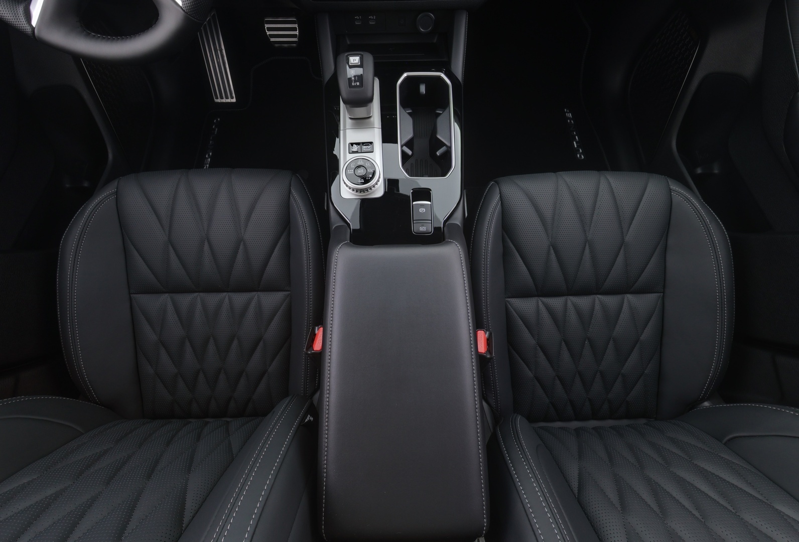 MITSUBISHI Outlander 2026