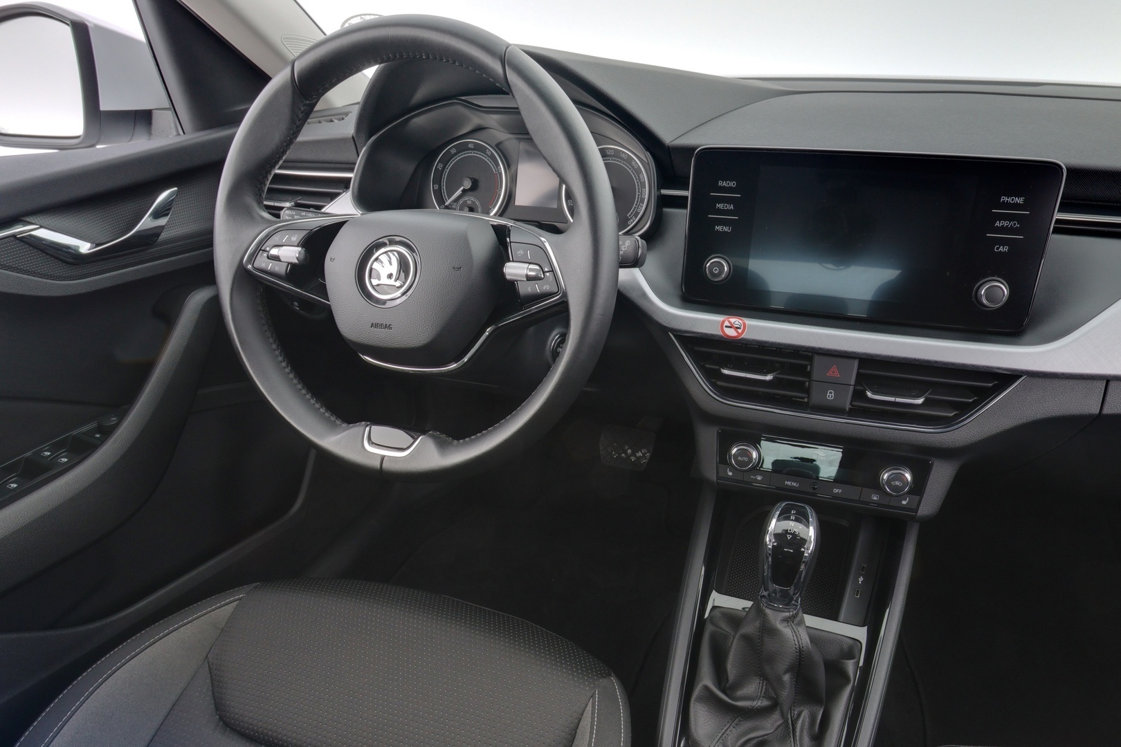 SKODA Kamiq 11